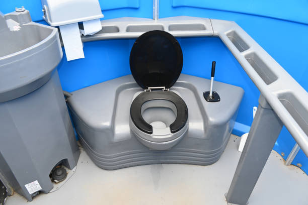 Best Porta potty delivery and setup  in Beaverton, MI